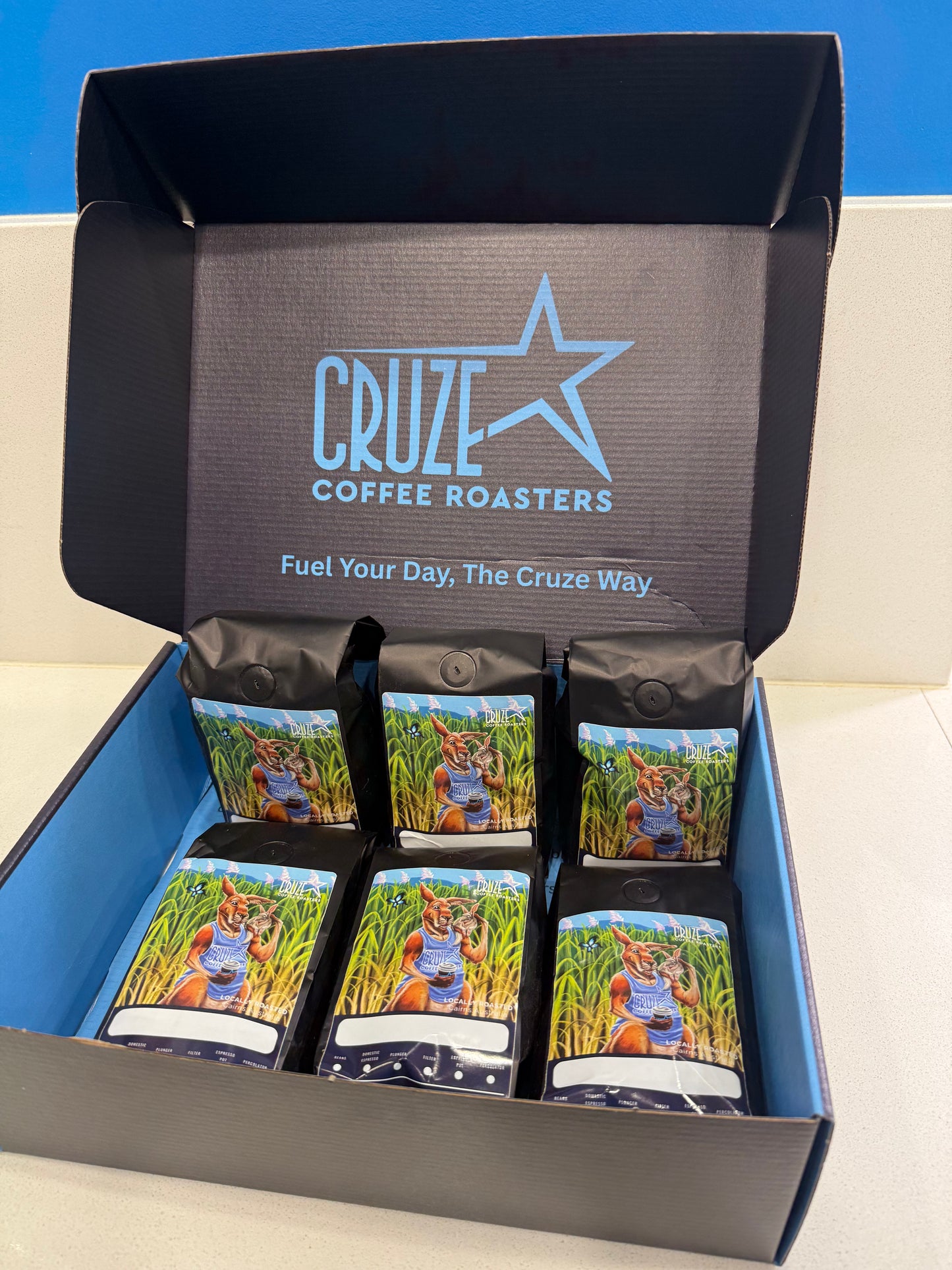 Cruze Around the World Coffee 1.5kg Gift Pack (6x 250g)