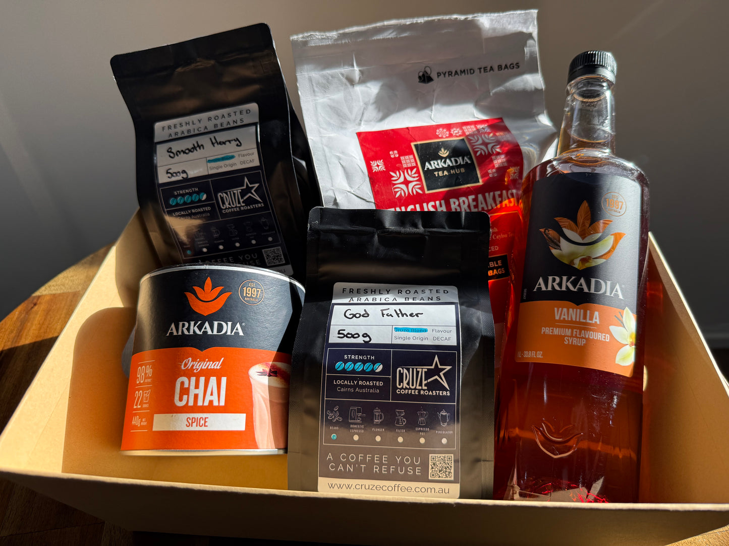 Cruze Hamper 1 – The Mini Fix
