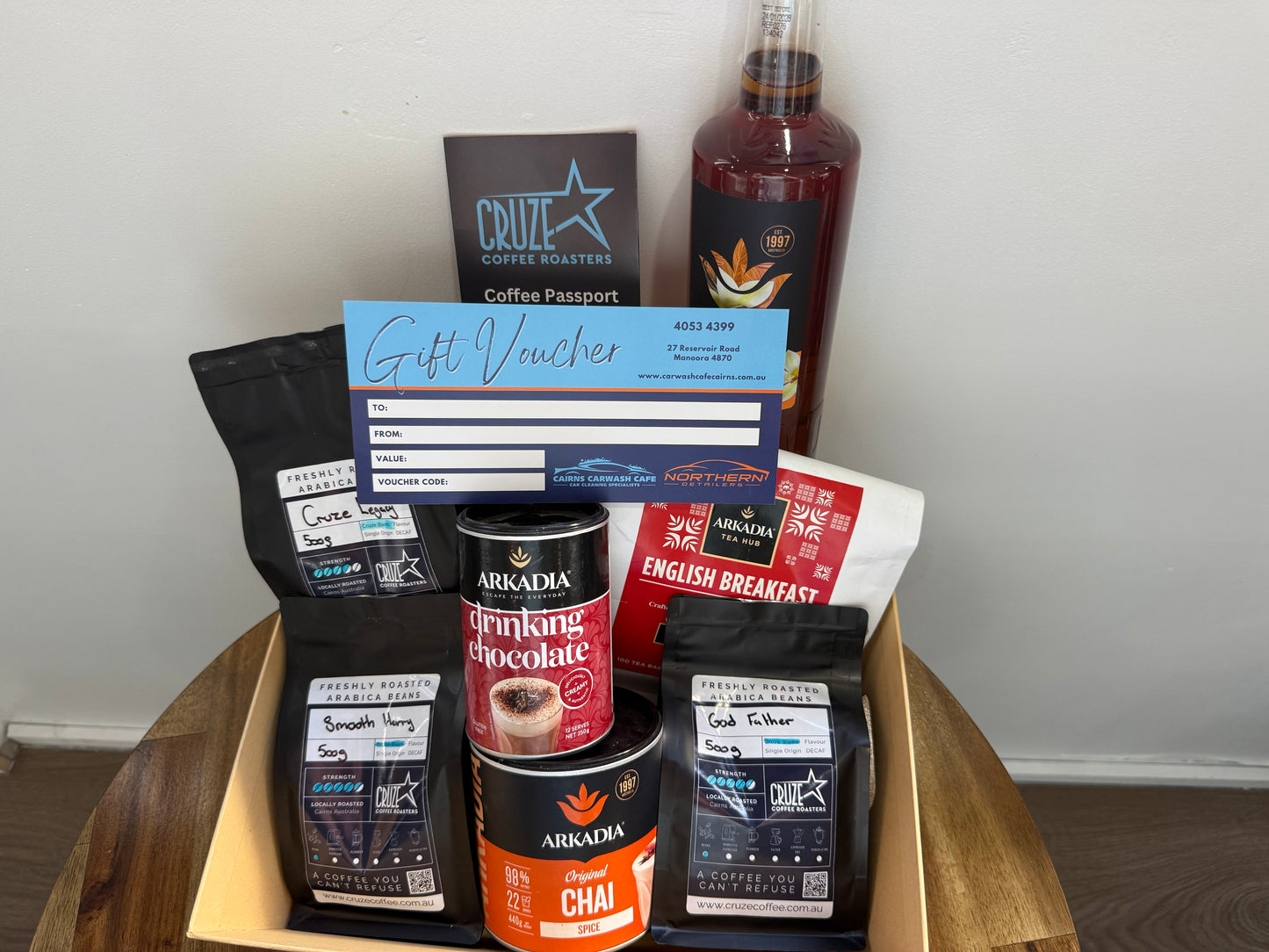 Cruze Hamper 5 - Freo's Plaza Special